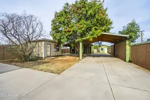 2726 W Taylor St, Phoenix, AZ 85009 - Photo 1