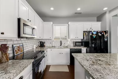 20878 W Hamilton Street, Buckeye, AZ 85396 - Photo 22