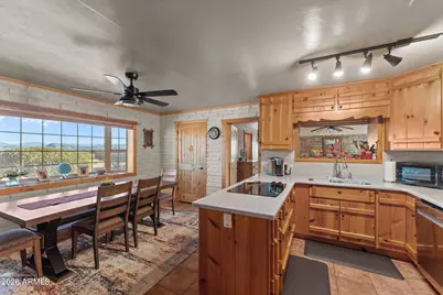 37780 S Camino Blanco Road, Wickenburg, AZ 85390 - Photo 10