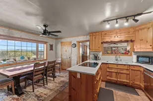 37780 S Camino Blanco Rd, Wickenburg, AZ 85390 - Photo 10