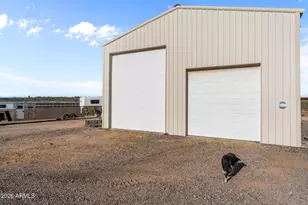 37780 S Camino Blanco Rd, Wickenburg, AZ 85390 - Photo 44