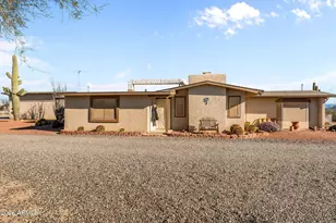 37780 S Camino Blanco Rd, Wickenburg, AZ 85390 - Photo 32