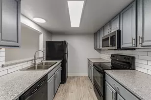 240 S Old Litchfield Rd, Litchfield Park, AZ 85340 - Photo 16