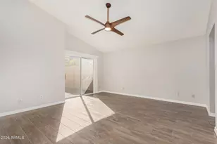 4109 E Mercer Ln, Phoenix, AZ 85028 - Photo 20