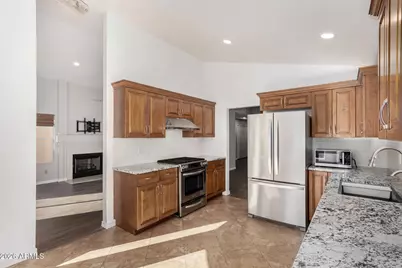 4109 E Mercer Lane, Phoenix, AZ 85028 - Photo 16