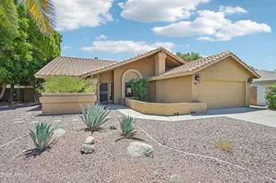 19135 N 92nd Ave, Peoria, AZ 85382 - Photo 2