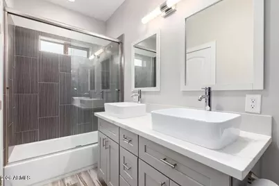 2647 E Contention Mine Road, Phoenix, AZ 85032 - Photo 18