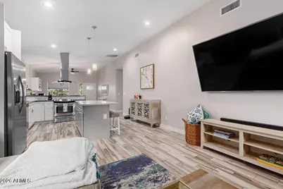 2647 E Contention Mine Road, Phoenix, AZ 85032 - Photo 4