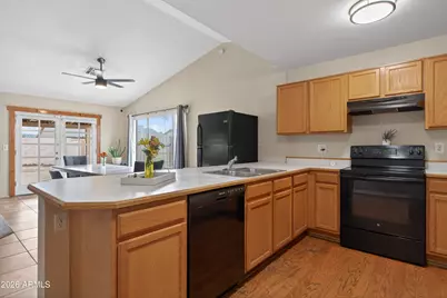 4547 N 87th Avenue, Phoenix, AZ 85037 - Photo 8