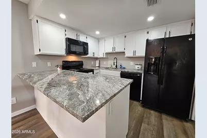 2144 E Center Lane #3, Tempe, AZ 85281 - Photo 6