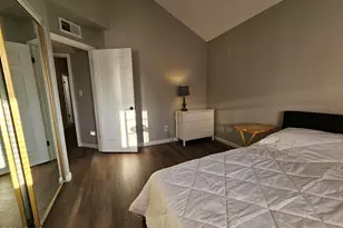 2144 E Center Ln, Tempe, AZ 85281 - Photo 16