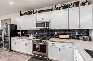 523 E Pasaro Dr, Phoenix, AZ 85085 - Photo 12