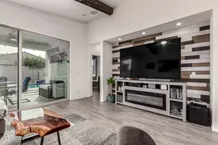 523 E Pasaro Dr, Phoenix, AZ 85085 - Photo 10