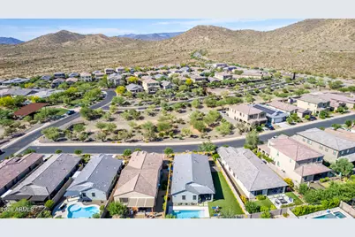 523 E Pasaro Drive, Phoenix, AZ 85085 - Photo 28