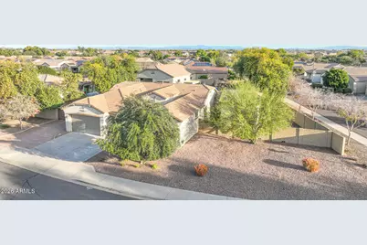 18136 W Las Palmaritas Drive, Waddell, AZ 85355 - Photo 42