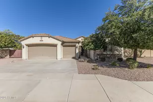 18136 W Las Palmaritas Dr, Waddell, AZ 85355 - Photo 2