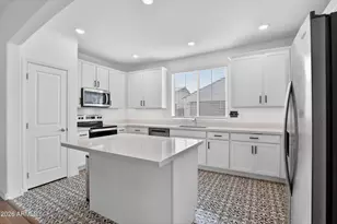 15177 W Desert Bloom St, Goodyear, AZ 85338 - Photo 10