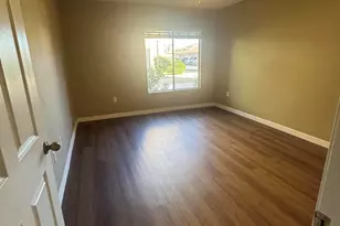 1295 N Ash St, Gilbert, AZ 85233 - Photo 4