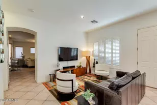 2037 W Periwinkle Way, Chandler, AZ 85248 - Photo 8