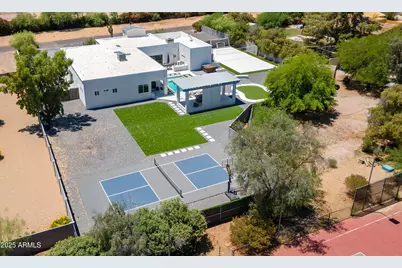 13613 N 76th Street, Scottsdale, AZ 85260 - Photo 1
