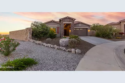 18668 W Chuckwalla Canyon Road, Goodyear, AZ 85338 - Photo 2