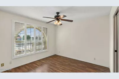 4654 E Escondido Avenue, Mesa, AZ 85206 - Photo 10