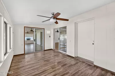 4654 E Escondido Avenue, Mesa, AZ 85206 - Photo 12