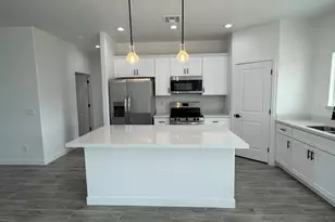 12291 W Lobo Dr, Arizona City, AZ 85123 - Photo 6