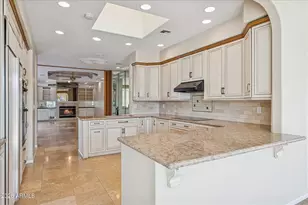 8407 E Del Camino Dr, Scottsdale, AZ 85258 - Photo 16