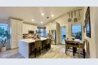 13907 E Paradise Lane, Scottsdale, AZ 85259 - Photo 2