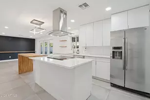 2444 E Flower St, Phoenix, AZ 85016 - Photo 8