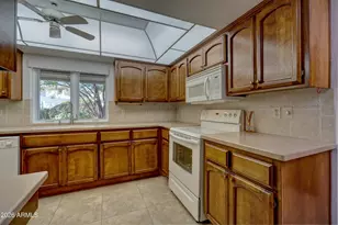 9413 S 47th St, Phoenix, AZ 85044 - Photo 6