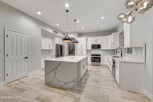 4564 E Chisum Trail, Phoenix, AZ 85050 - Photo 8