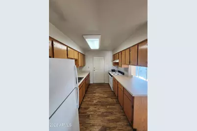 8521 N 37th Avenue, Phoenix, AZ 85051 - Photo 4