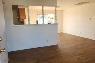 8521 N 37th Ave, Phoenix, AZ 85051 - Photo 2