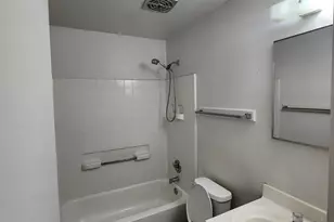 8521 N 37th Ave, Phoenix, AZ 85051 - Photo 6