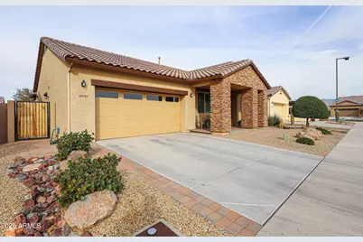 18086 W Cedarwood Lane, Goodyear, AZ 85338 - Photo 4