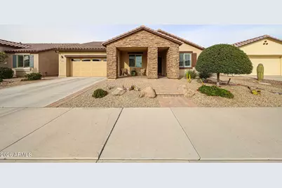 18086 W Cedarwood Lane, Goodyear, AZ 85338 - Photo 2
