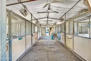 9851 E Charter Oak Rd, Scottsdale, AZ 85260 - Photo 26