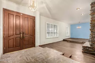 5402 E Acoma Dr, Scottsdale, AZ 85254 - Photo 8