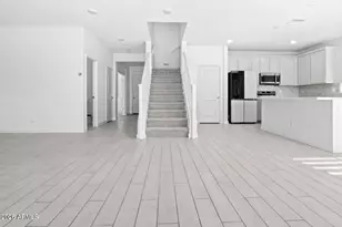 18403 W Patrick Ln, Surprise, AZ 85387 - Photo 10