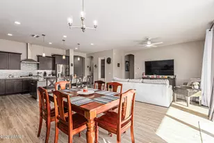 16007 W Montana De Oro Dr, Surprise, AZ 85387 - Photo 8