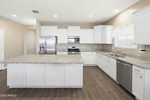 14825 N 171st Dr, Surprise, AZ 85388 - Photo 4