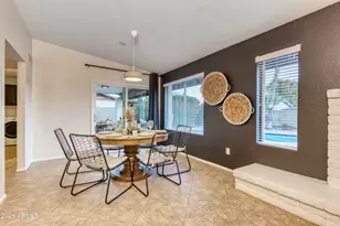 301 E Muriel Dr, Phoenix, AZ 85022 - Photo 8