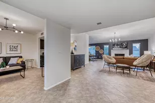 301 E Muriel Dr, Phoenix, AZ 85022 - Photo 18