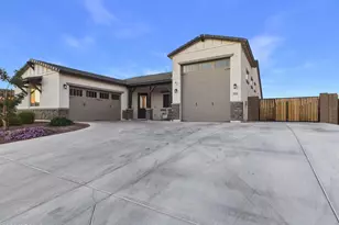 17152 W Manzanita Dr, Waddell, AZ 85355 - Photo 2