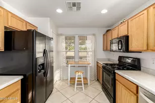 11026 N 154th Dr, Surprise, AZ 85379 - Photo 16