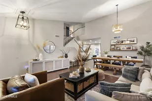 3401 E Oraibi Dr, Phoenix, AZ 85050 - Photo 6