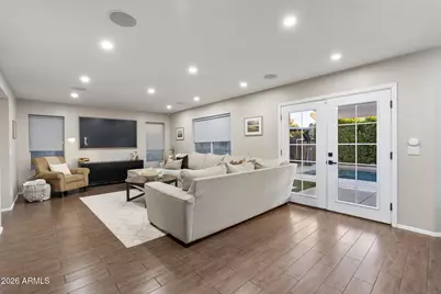 3401 E Oraibi Drive, Phoenix, AZ 85050 - Photo 8