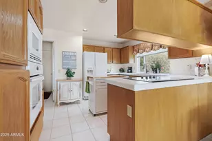 26034 S Saddletree Dr, Sun Lakes, AZ 85248 - Photo 16